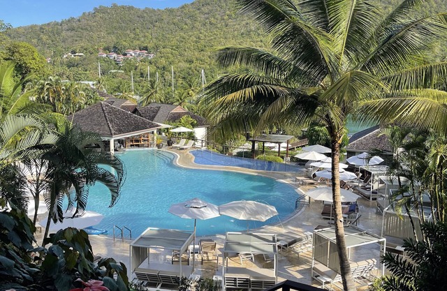 2 bedroom luxury apartment in the Zoetry Marigot Bay Resort with amazing views