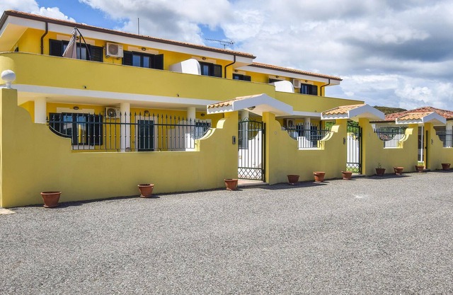 Alojamiento de 2 habitaciones en BRIATICO