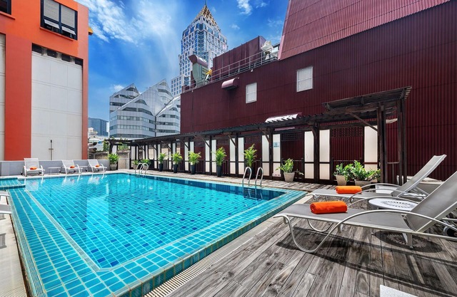 2 BR / Lumpini/ PR / Monthly