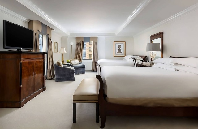 2 Comfortable Units for Business Travel, Event Space, Walk to Times Square!