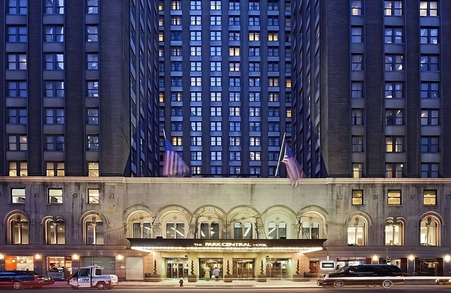 2 Deluxe Two Queen Rooms at Park Central Hotel New York, Near MoMA!
