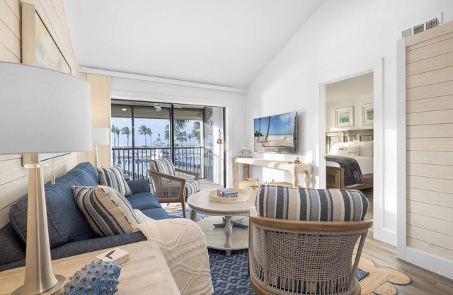 2 Elegant 2BR Villas by the Marina w/Direct Access to Boating Adventures