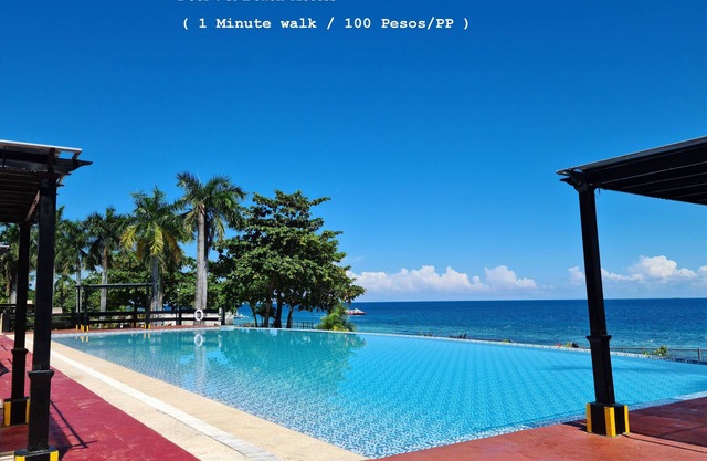 2 condominios de lujo de 2 habitaciones con vista al mar