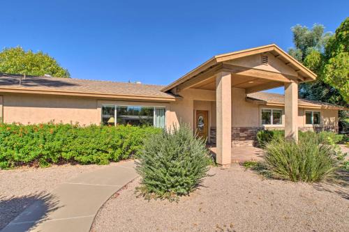 2 Mi to Dtwn Mesa Home with Yard and Pool
