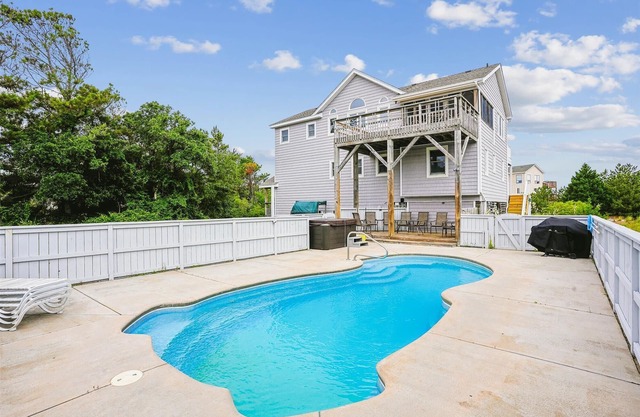 A solo 2 minutos a pie de la playa, piscina privada y bañera de hidromasaje. Ubicado en Ocean Hill