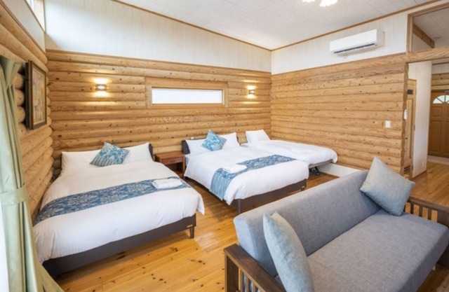 2 nights Log house with outdoor jacuzzi with 3 b / Miyakojima Okinawa