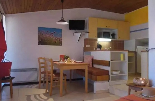Pueblos VVF El Balcón de Luberon ** - 2 Habitaciones 5 Personas