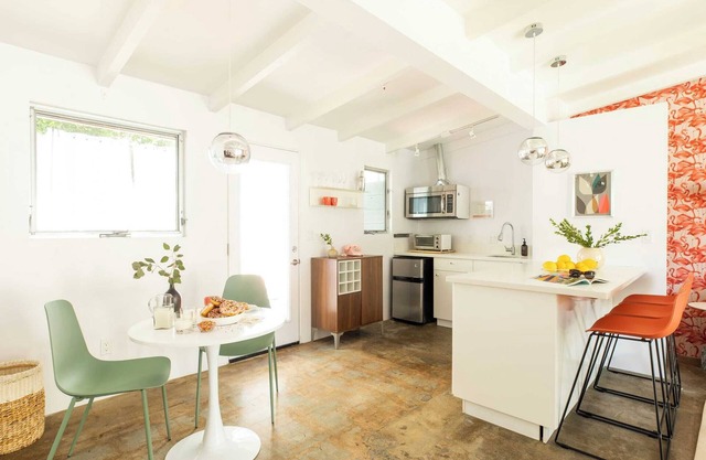 2 Rooms, Sleeps 8 Retro Hotel w/ Pool Wesley King Studio Buyout by Avantstay