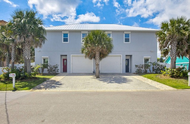 Cocoa Beach Casa privada! Capacidad 8-12, piscina climatizada privada, pasos de la playa