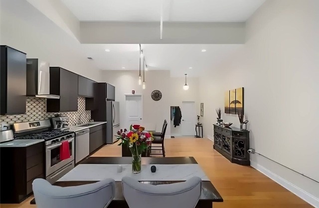 2026 NFL Draft-Ready Condo in the heart of Downtown Pittsburgh!