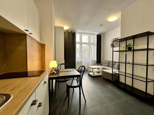 2026 Studio w centrum & FREE PARKING