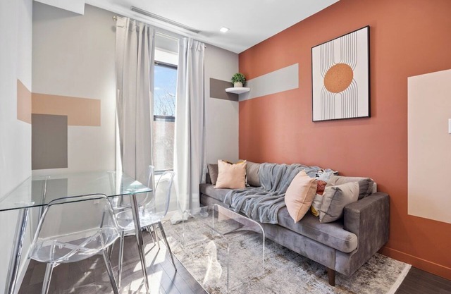 25 Min->Times Sq - Save on 2Day+ Stays