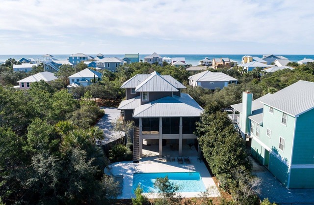 NUEVA LISTA !! Lucky Dog - Borders Grayton Beach State Park, Gulf Glimpses and Park Views, piscina climatizada, ¡Excepcional para familias, capacidad para 12!