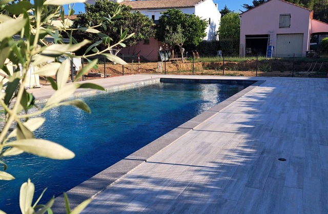28 m2 gîte, 400 m from the beach, swimming pool and terrace