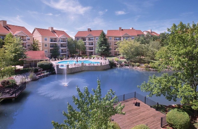 2BD Deluxe/Branson - w/Pools, Barbecue, Gym!
