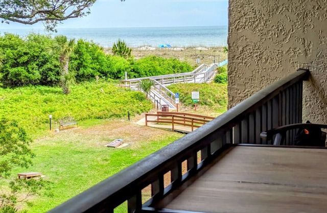 2BR/2BA Luxury Oceanfront Condo