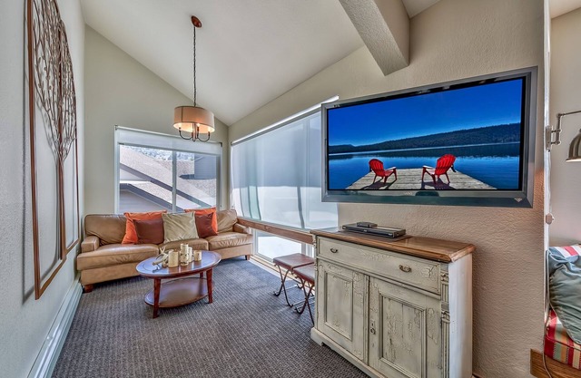 2br + loft condominio en el centro de Kirkwood - Excelente relación calidad-precio