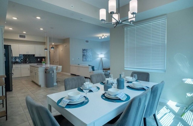 Storey Lake | Apto 2 Hab + Piscina + Pet Gratis