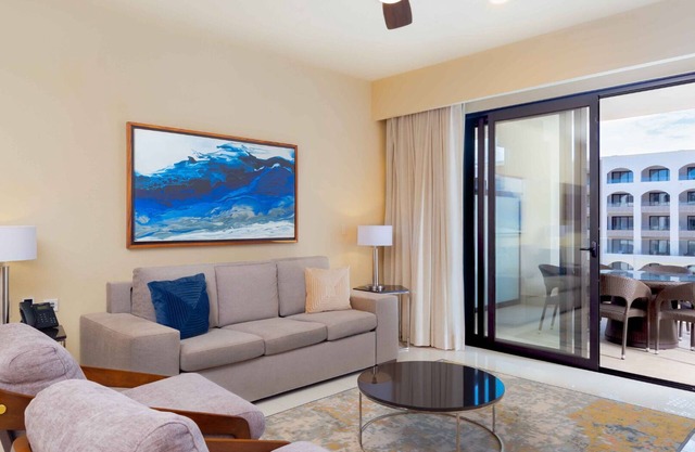 Acceso VIP ✩ Suite de 2 Habitaciones ✩ A 35 min del Aeropuerto ✩ 1776 ft²