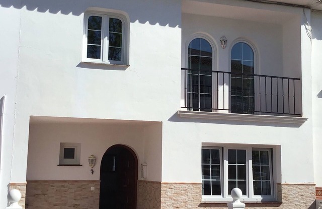Villa familiar en una ubicación impresionante a 60 metros de la playa Wifi gratuito