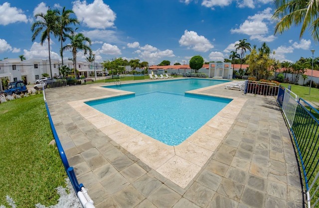 Departamento de 3 dorm en Condominio en Planta Baja