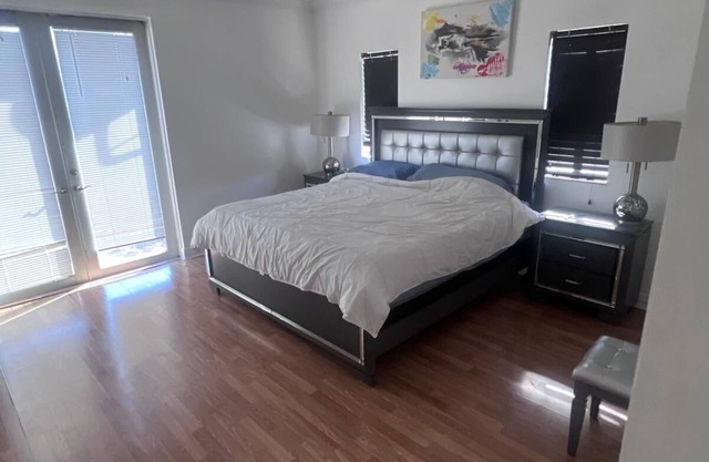 3 Bedroom 3.5 Bathroom Miami Brickell Breeze Oasis