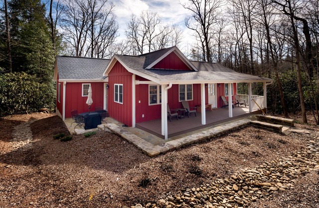Cabaña de 3 dormitorios con comodidades modernas cerca del campus de Montreat
