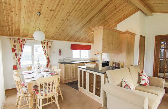 3 bedroom accommodation in Burnham-on-Sea