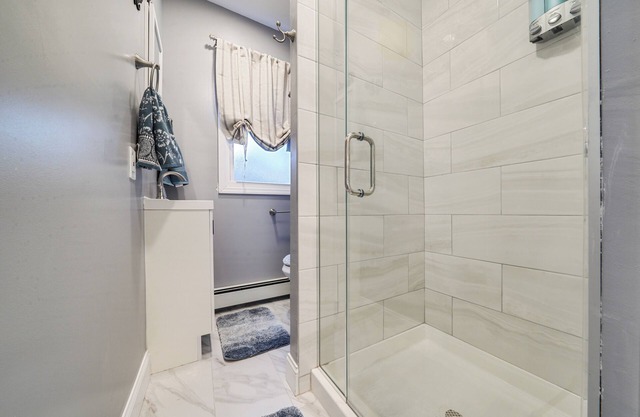 3-bedroom apartment in lovely Elizabeth with WiFi, AC