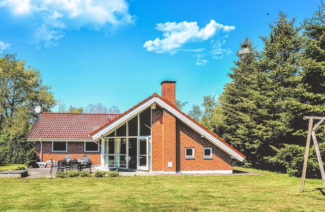 Preciosa casa en Idestrup con cocina