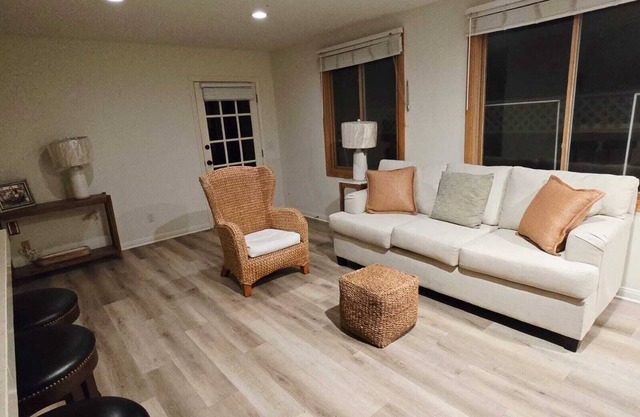 3 Bedroom Coastal Retreat in beautiful Summerland