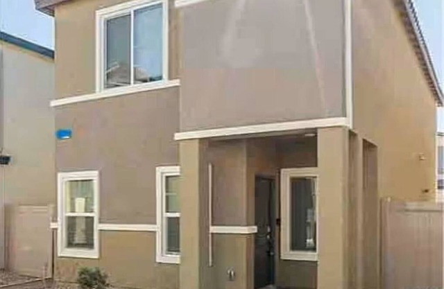 3-bedroom house in lovely North Las Vegas with attached garage