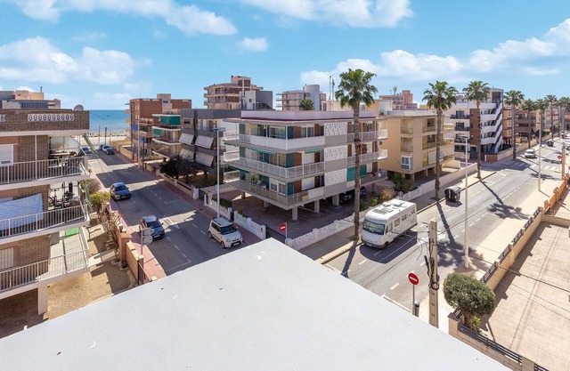 Bonito apartamento de 3 dormitorios en.