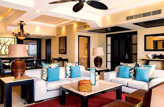 3 Bedroom Oceanfront Penthouse on the Beach