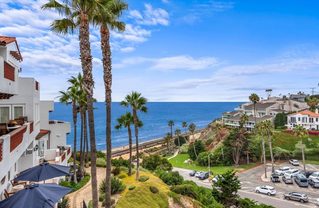 3-bedroom Ocean View Condo in San Clemente