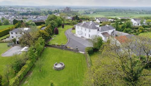 3 Bedroom Retreat - Sleeps 6 - Pet Friendly