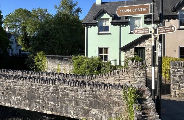 3 bedroom townhouse in the heart of Kenmare