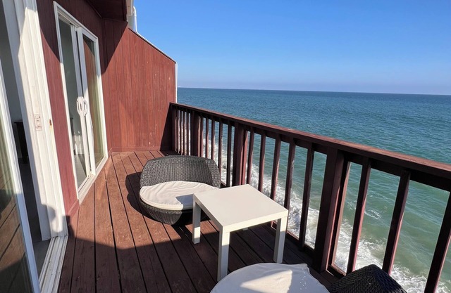 3-bedroom villa, 3 bath, 2 floors, spacious wardrobe, private parking, balconies