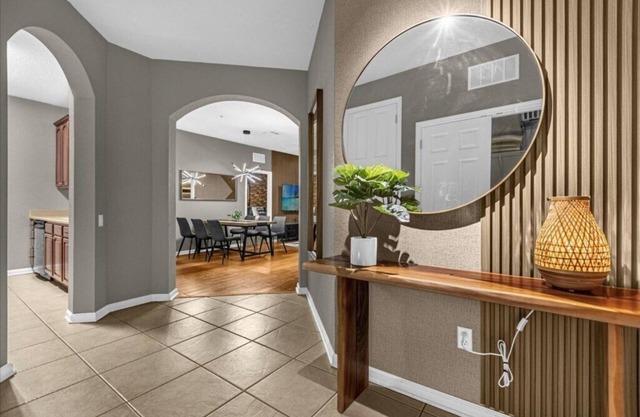 3 Bedrooms/ 2 Bathrooms/ Vista Cay (4024-203 BD)