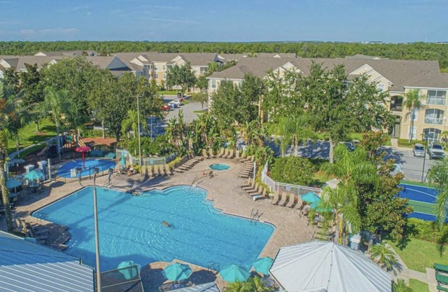 3 br Disney area condo with a view & FREE resort!