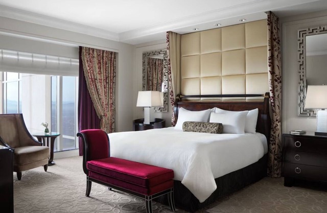 3 Grand One Bedroom King Suite at Palazzo
