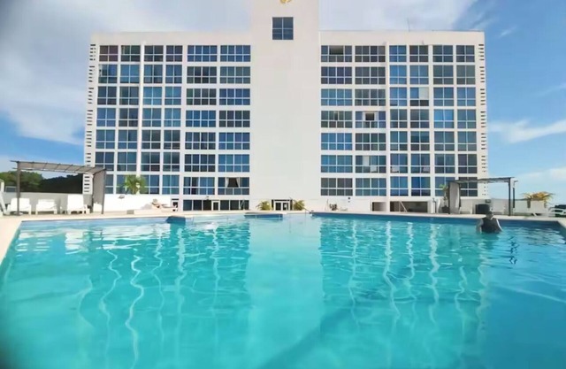 3 Min de la Playa | Suite en Coronado con Piscina