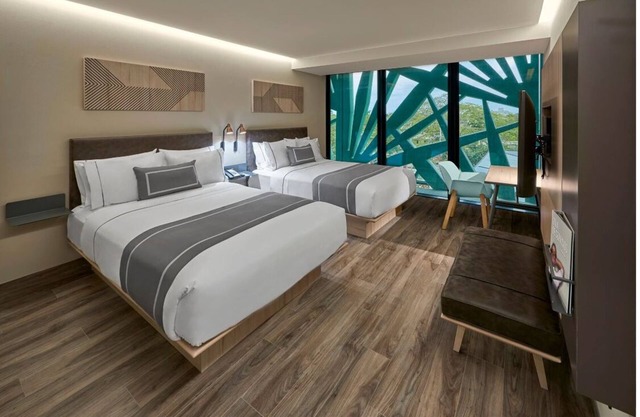 3 Modern Rooms w/ Comfy Bed Near Paseo Montejo – 5 Min Walk