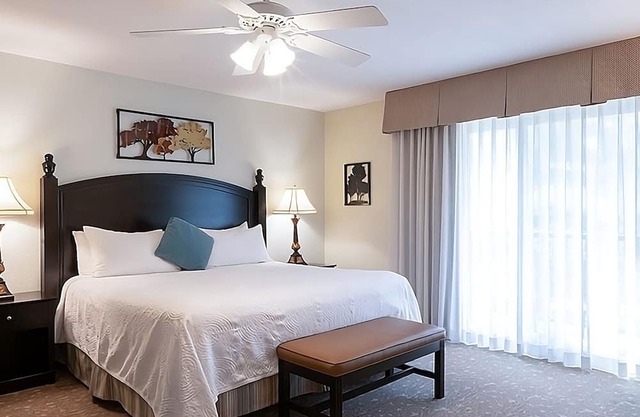 3 Relaxing Units | 2BR with Pool & Kitchen | San Diego Country Estates