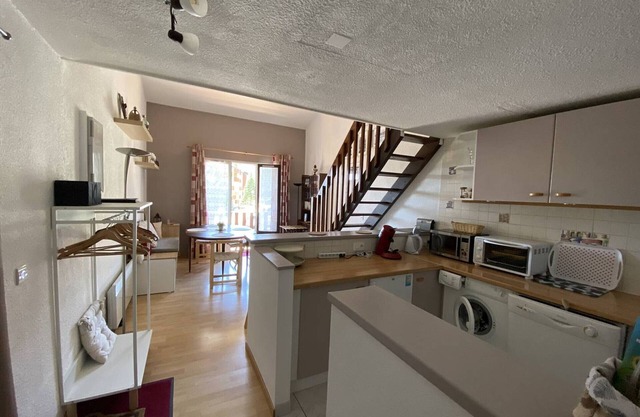 Apartamento de 3 habitaciones con altillo y aparcamiento