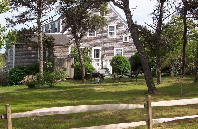 300 yardas a la playa de Hardings; En privado 1. 5 acres