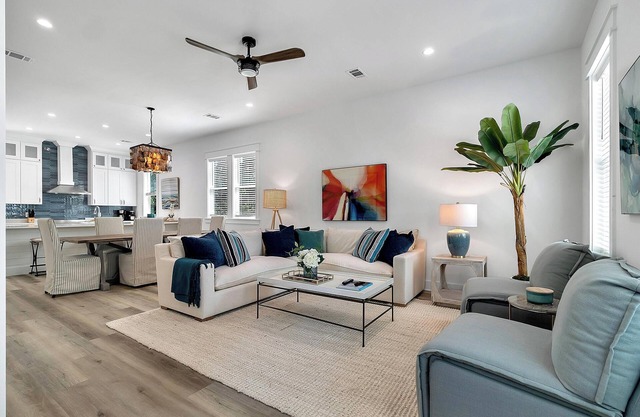 30A Beach House - Seacrest - Pet Friendly, Sleeps 14, Pool, 4 Bikes Incl, Beach