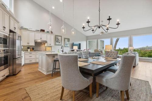 3104 Marsh View