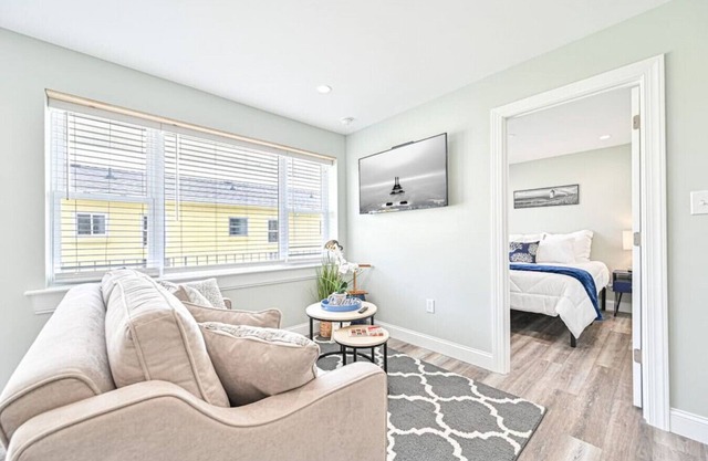 318 E Youngs Ave Unit 6 Salty Shore Serenity: Beachside Bliss