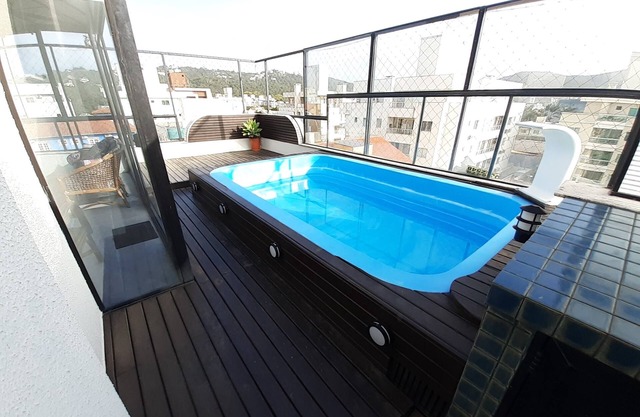 322, 3-bedroom duplex penthouse with private pool